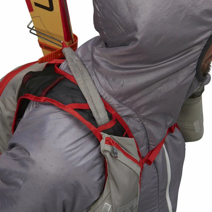 Ultimate Direction Skimo 20L Rucksack | Ultraleicht 345g | Skitouren & Trailrunning - Smoke - Pöllner Sports
