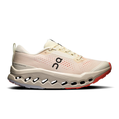 On Cloudsurfer Trail 2 W Ivory | Salmon – Laufschuh für Damen